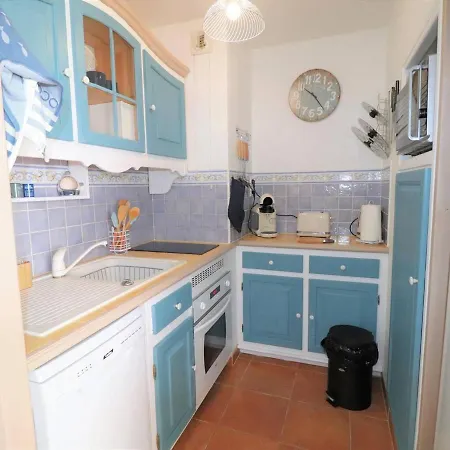 Charmant T2 Equipe, Piscine, Garage - Plage A 480m, Commerces A 100m - Fr-1-307-158 * Le Grau-du-Roi